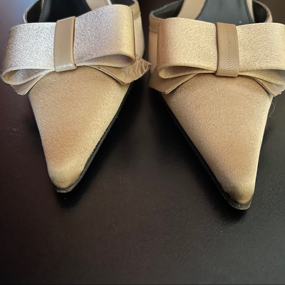 Kenneth Cole made in Italy satin bow pumps - Picture 5 of 8